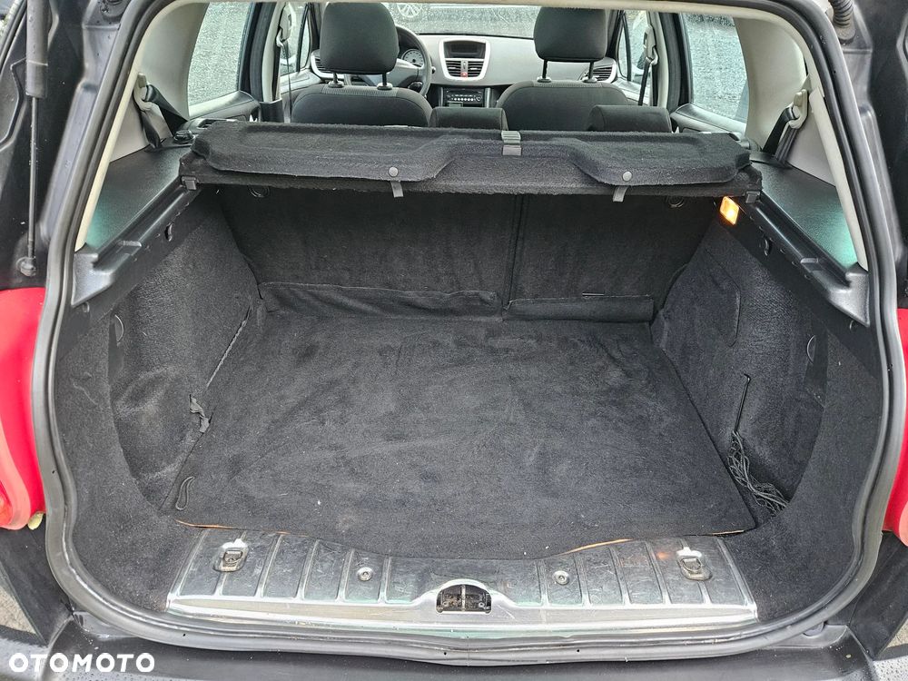 Peugeot 207 110 HDi FAP (Blue Lion) Tendance - 10