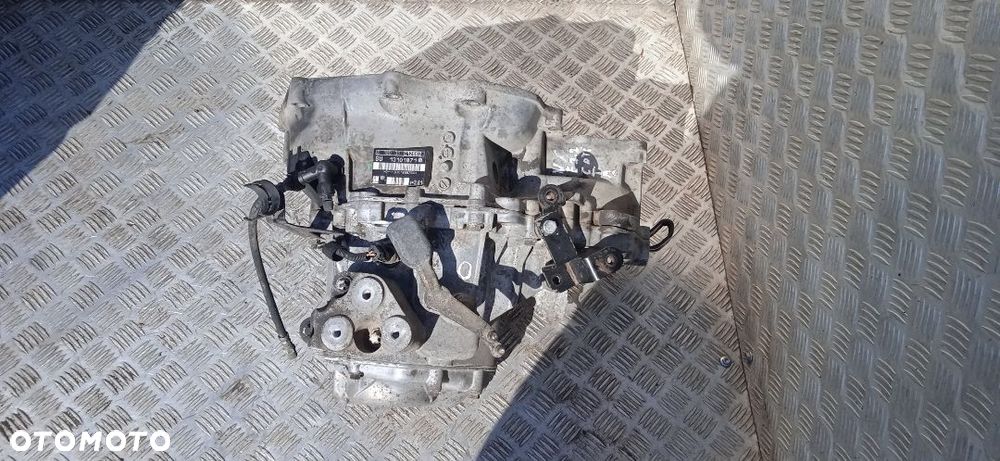 Skrzynia Biegów GU 1310871 Opel Vectra 2.2DTI - 3
