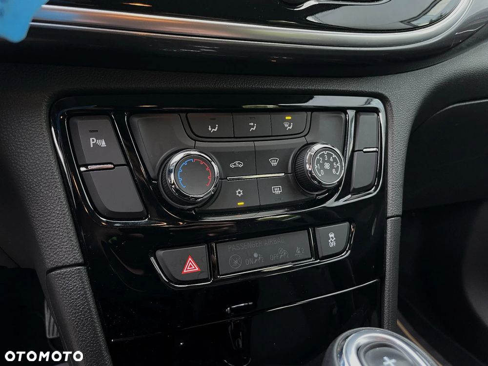 Opel Mokka 1.4 Turbo Automatik Color Edition - 29