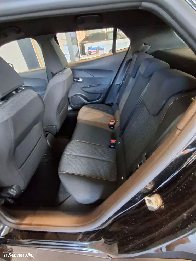 Peugeot 2008 1.2 PureTech Style - 27