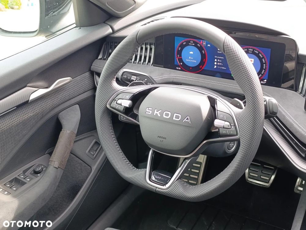 Skoda Superb 2.0 TSI Sportline DSG - 28