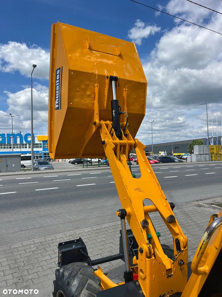 Thwaites 1 Tonne - 11