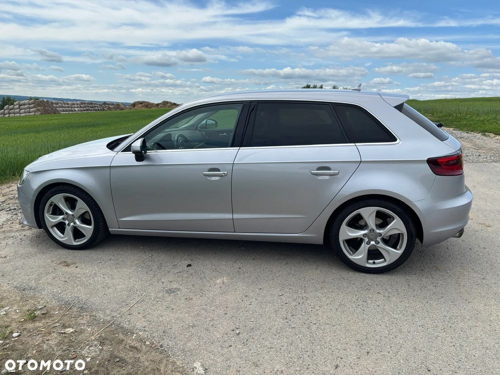 Audi A3 Sportback 1.8 TFSI Quattro Attraction S tronic - 11