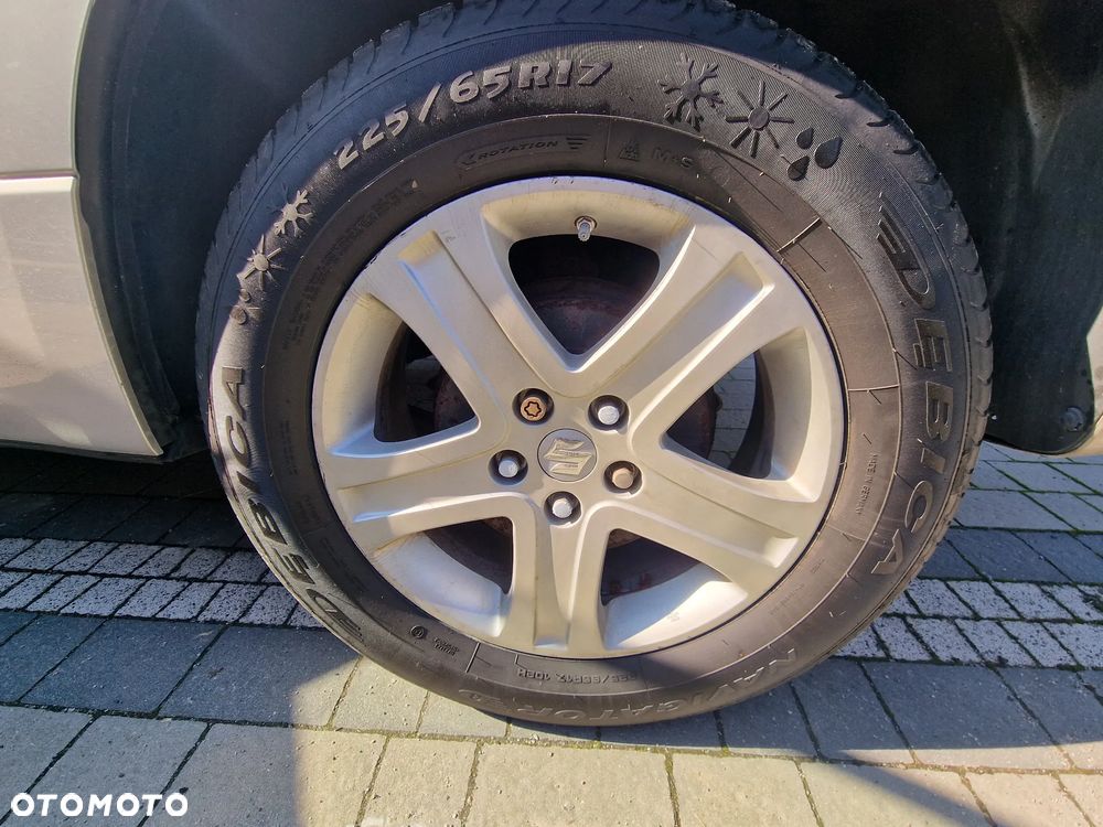 Suzuki Grand Vitara 2.7 V6 Premium - 14