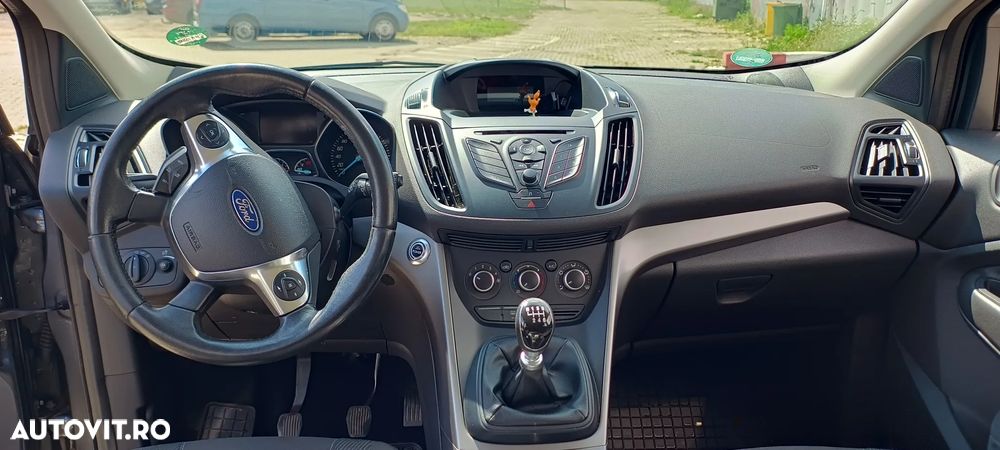 Ford Kuga 2.0 TDCi 2WD Trend - 7