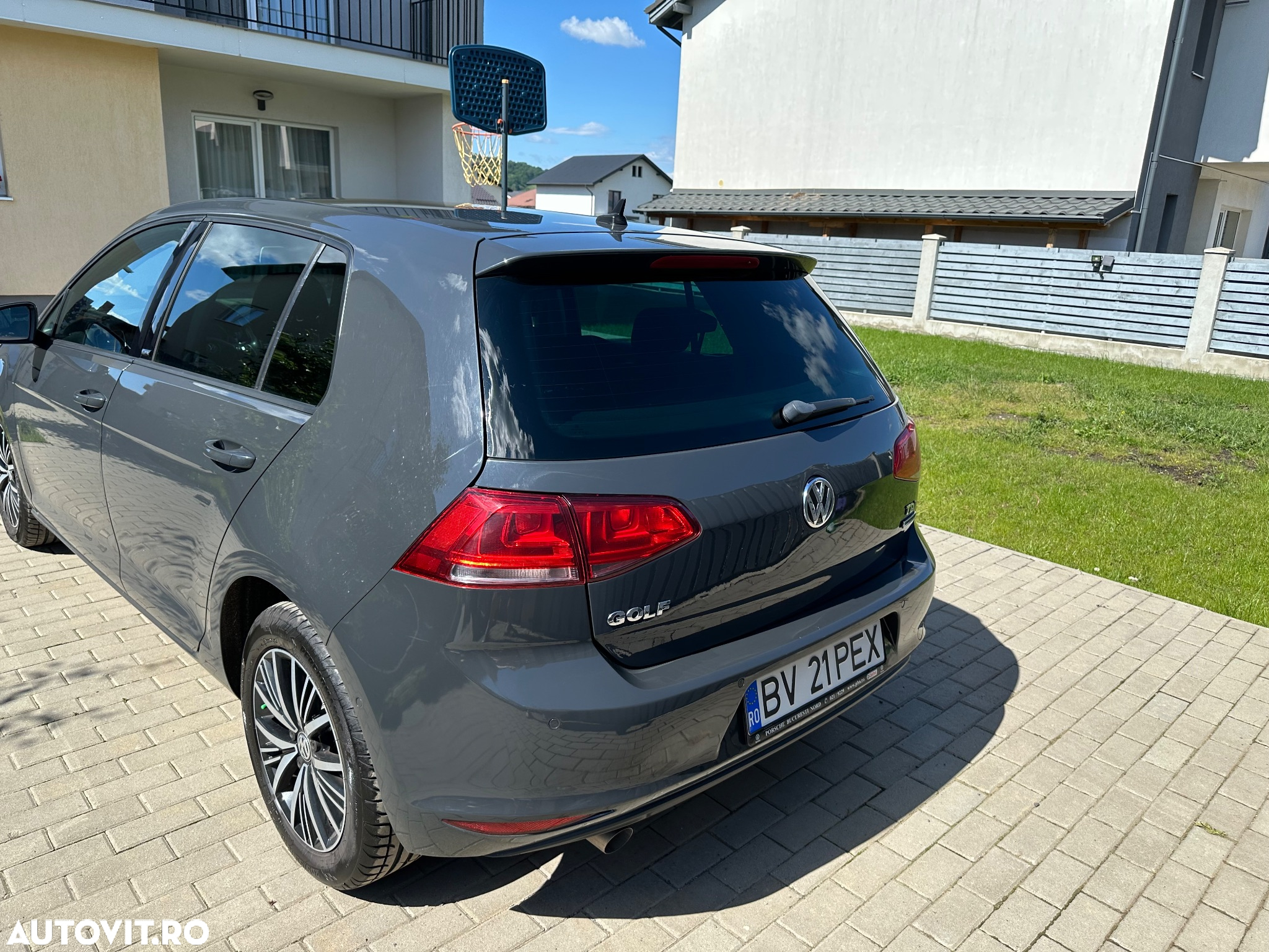 Volkswagen Golf - 7