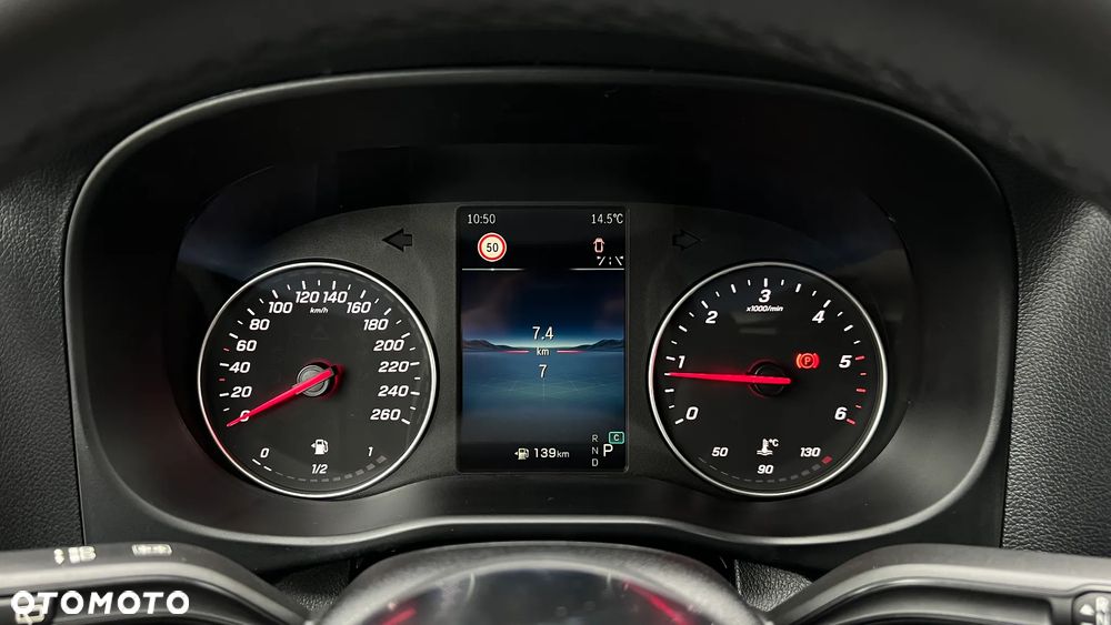 Mercedes-Benz Vito - 28