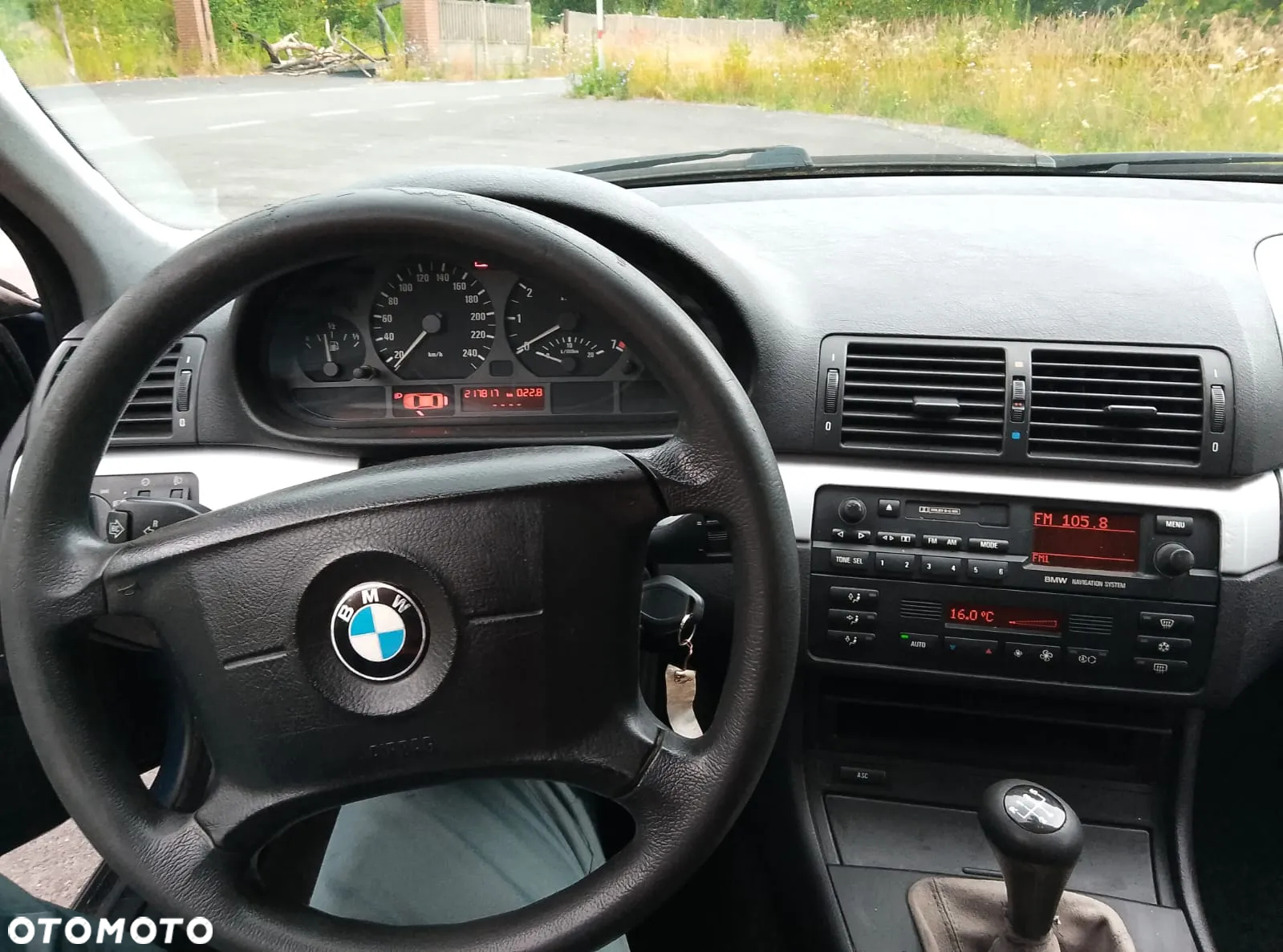 BMW Seria 3 318i - 8