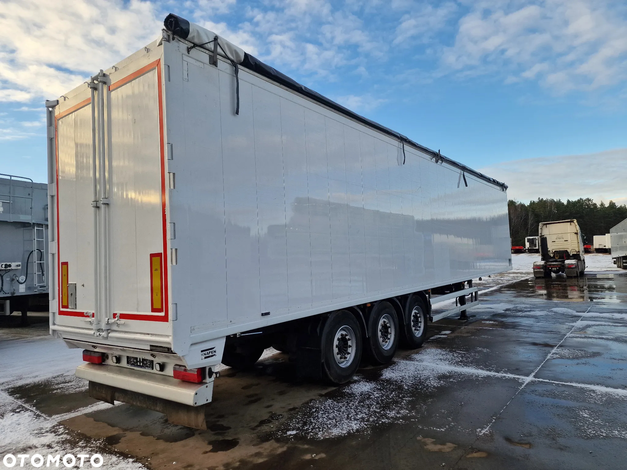Knapen Ruchoma podłoga 92m3 Podłoga 10 mm 2017 rok - 2