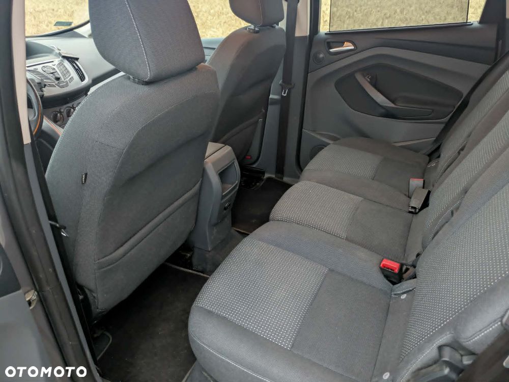 Ford C-MAX - 12