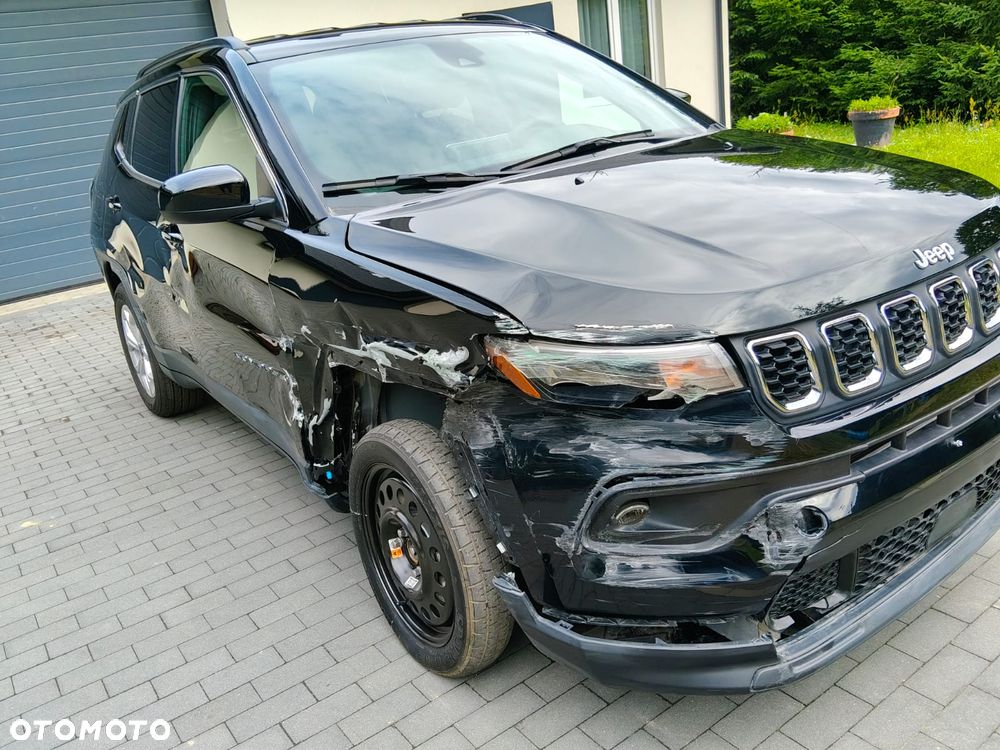 Jeep Compass - 4