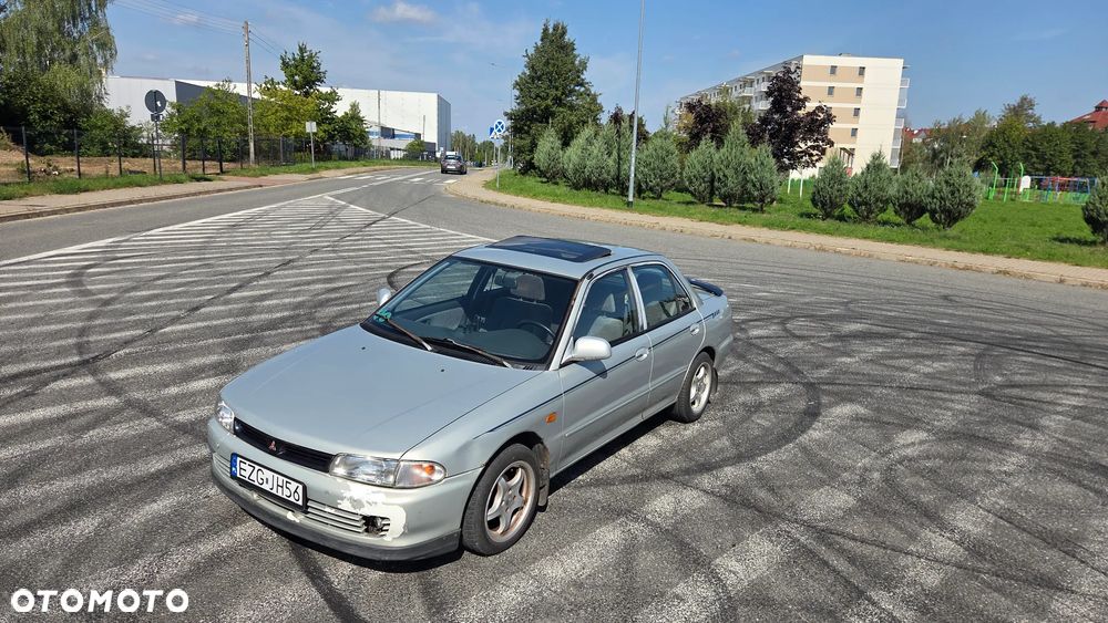 Mitsubishi Lancer - 6