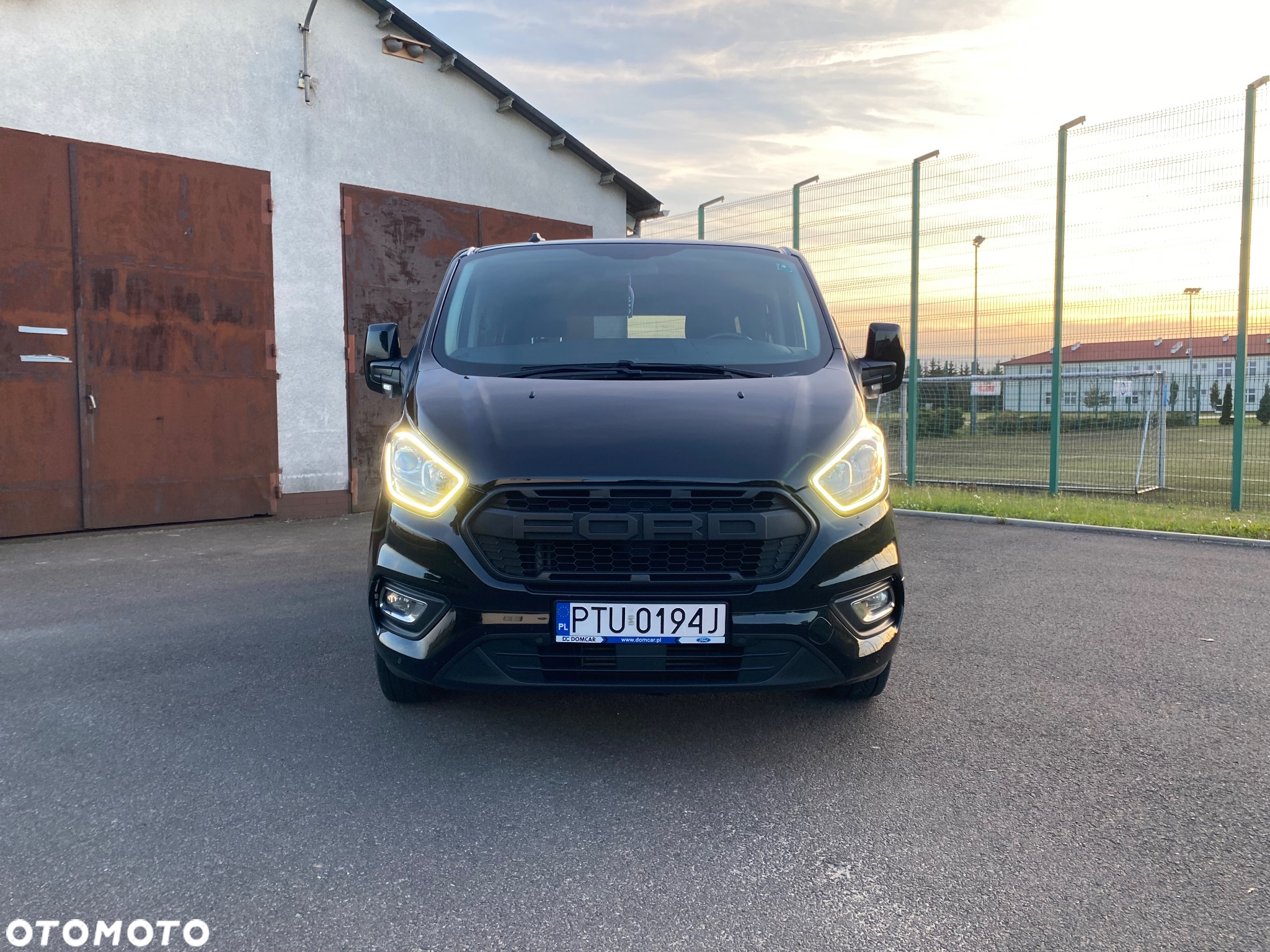 Ford Tourneo Custom 2.0 EcoBlue L1 Trend - 6