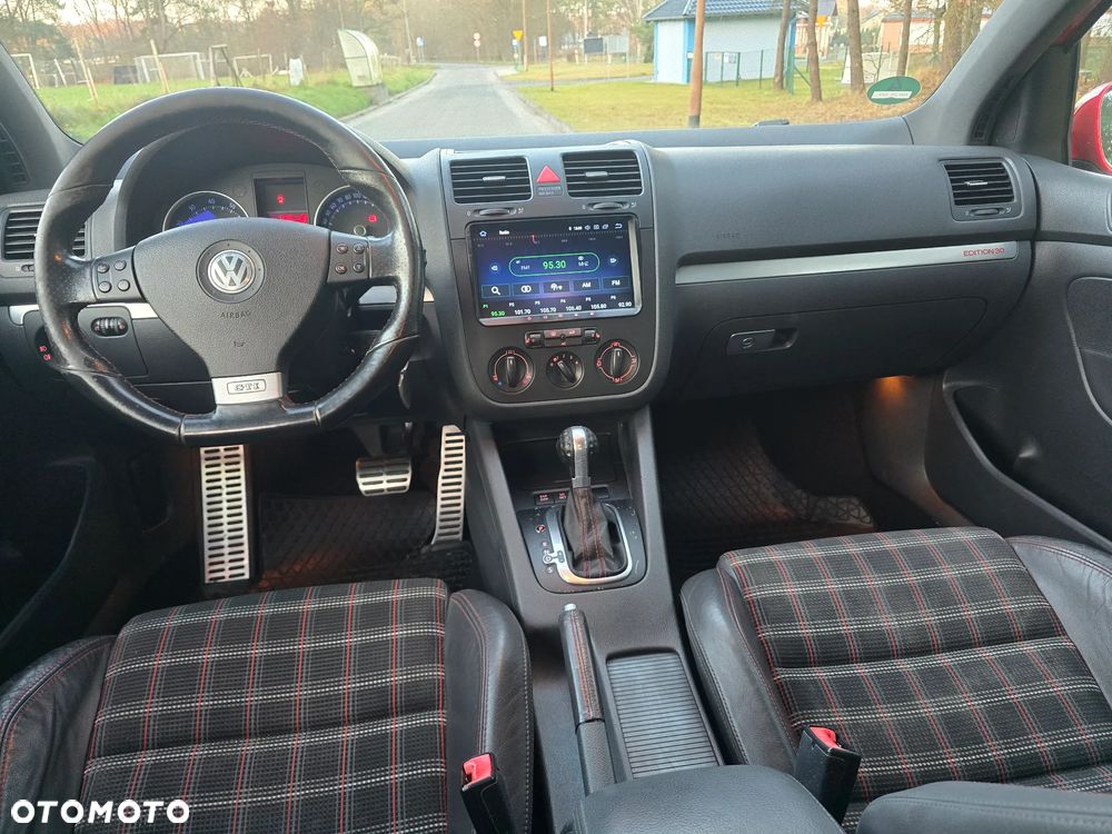 Volkswagen Golf 2.0 TSI GTI Edition 30 DSG - 12