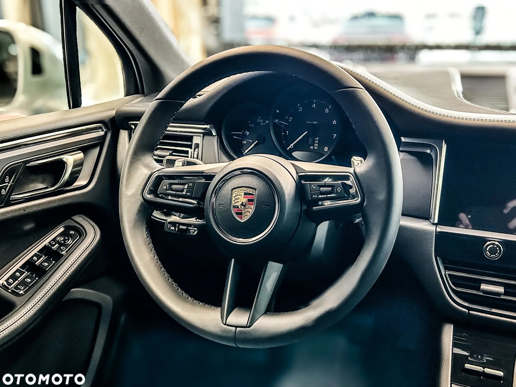 Porsche Macan Standard - 14
