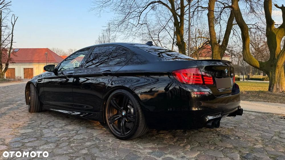 BMW M5 Standard - 13