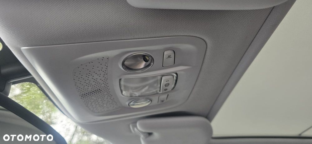 Peugeot 2008 e-HDi FAP 115 STOP & START Allure - 25