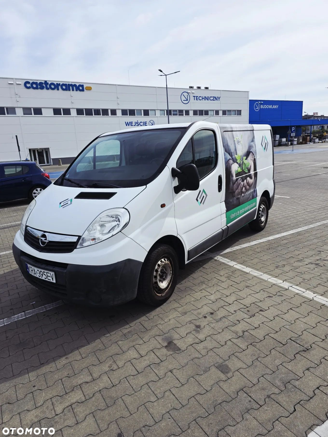 Opel Vivaro - 1
