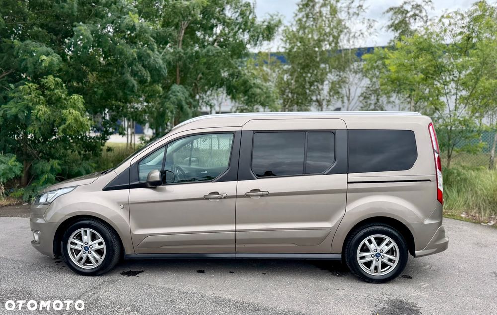 Ford Tourneo Connect Grand - 3