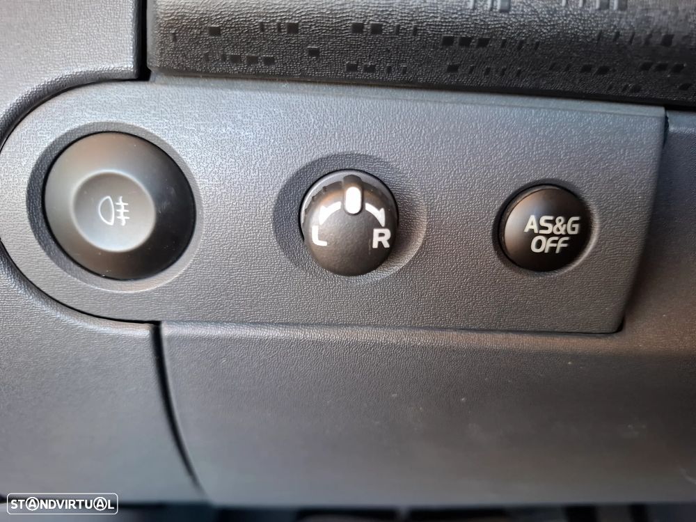 Mitsubishi Colt 1.1 Inform RCD - 32