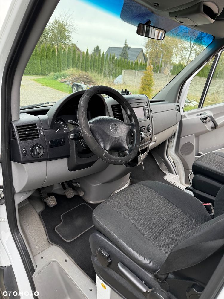 Mercedes-Benz Sprinter - 5