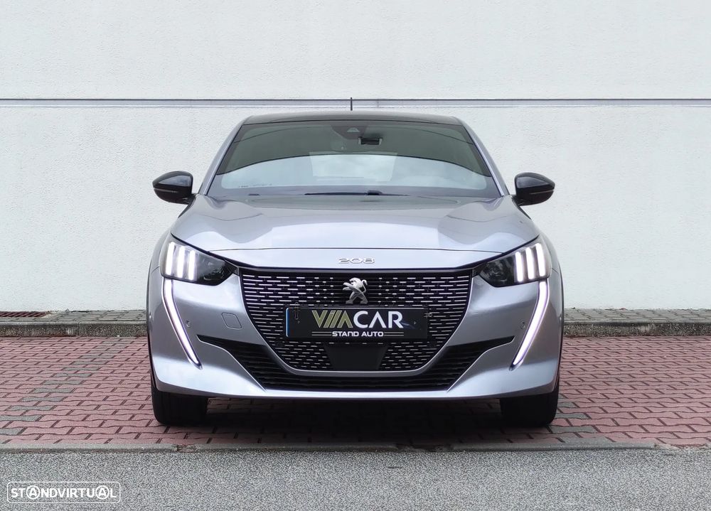Peugeot e-208 GT - 7