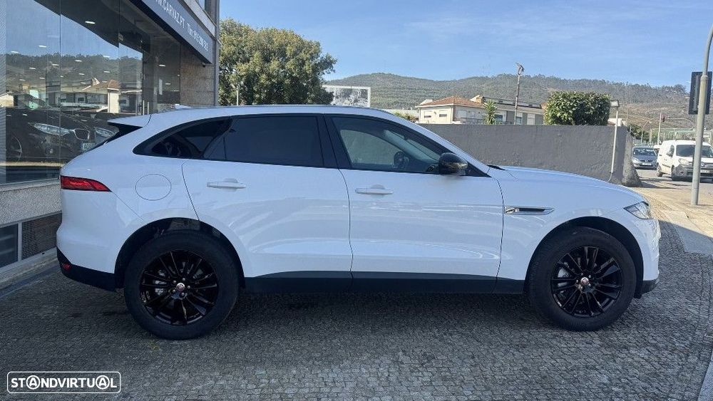 Jaguar F-Pace 2.0 i4D Pure Aut. - 4