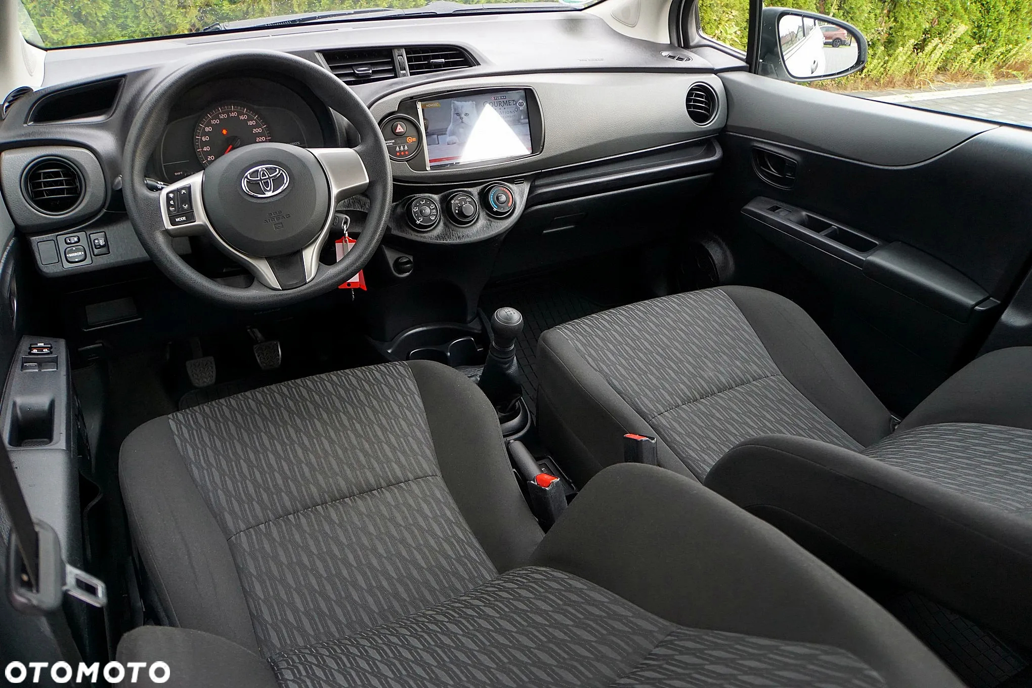 Toyota Yaris 1.0 VVT-i Cool - 24