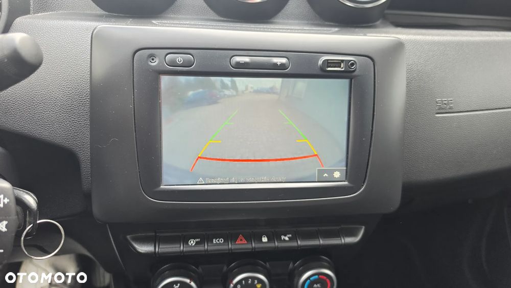 Dacia Duster 1.6 SCe Prestige - 10