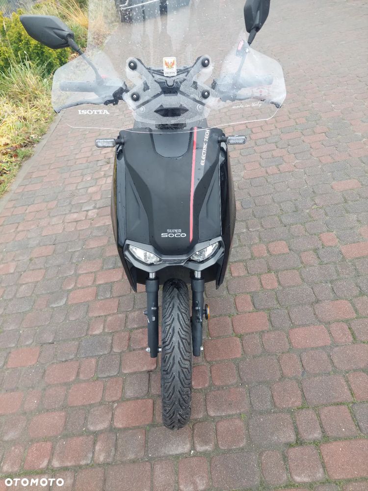 Super Soco CUX - 8