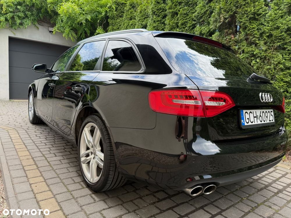 Audi A4 Avant 2.0 TDI Multitronic - 28