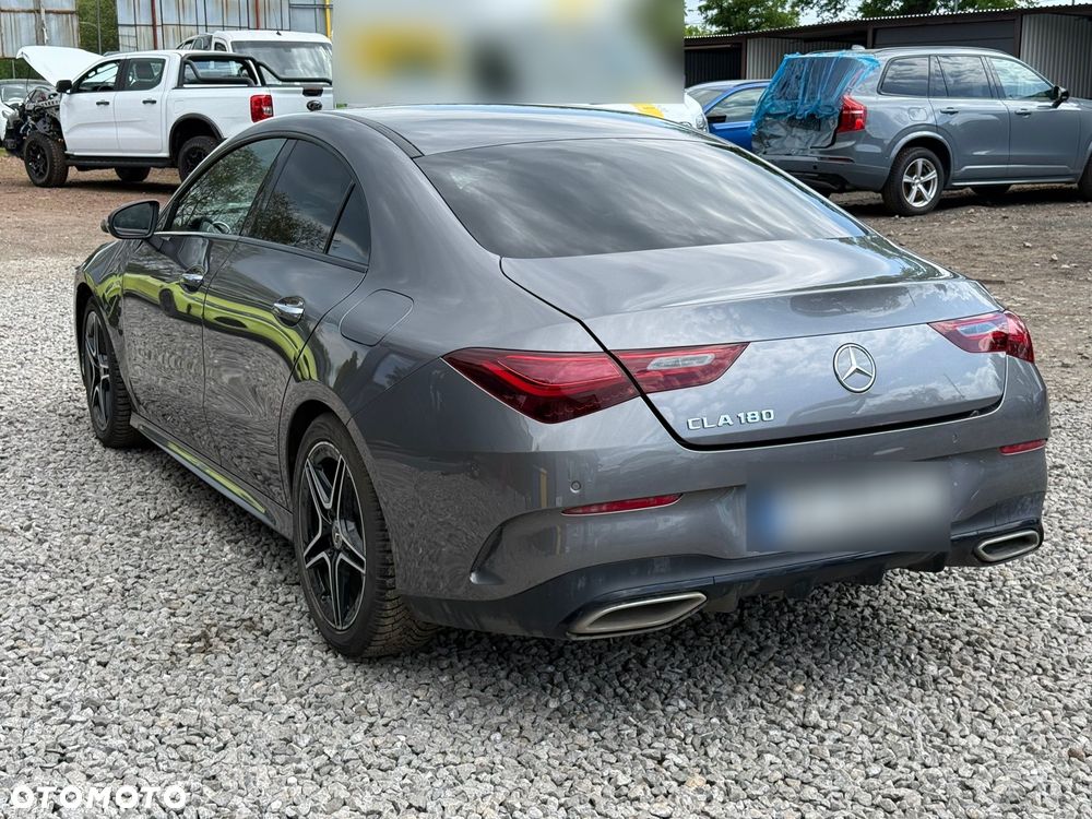 Mercedes-Benz CLA 180 AMG Line 7G-DCT - 1