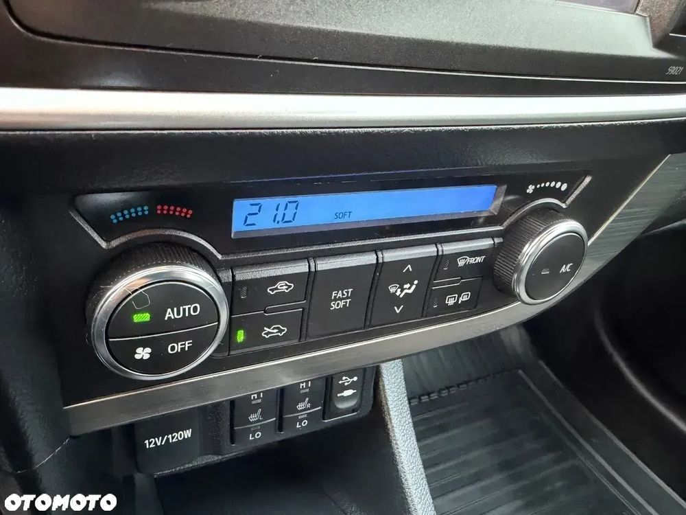 Toyota Auris 2.0 D-4D Edition - 20