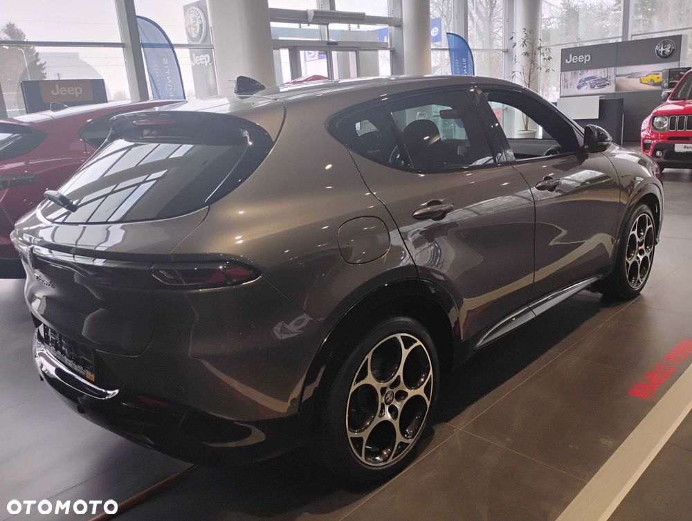 Alfa Romeo Tonale 1.5 T4 GSE mHEV Veloce DCT - 3