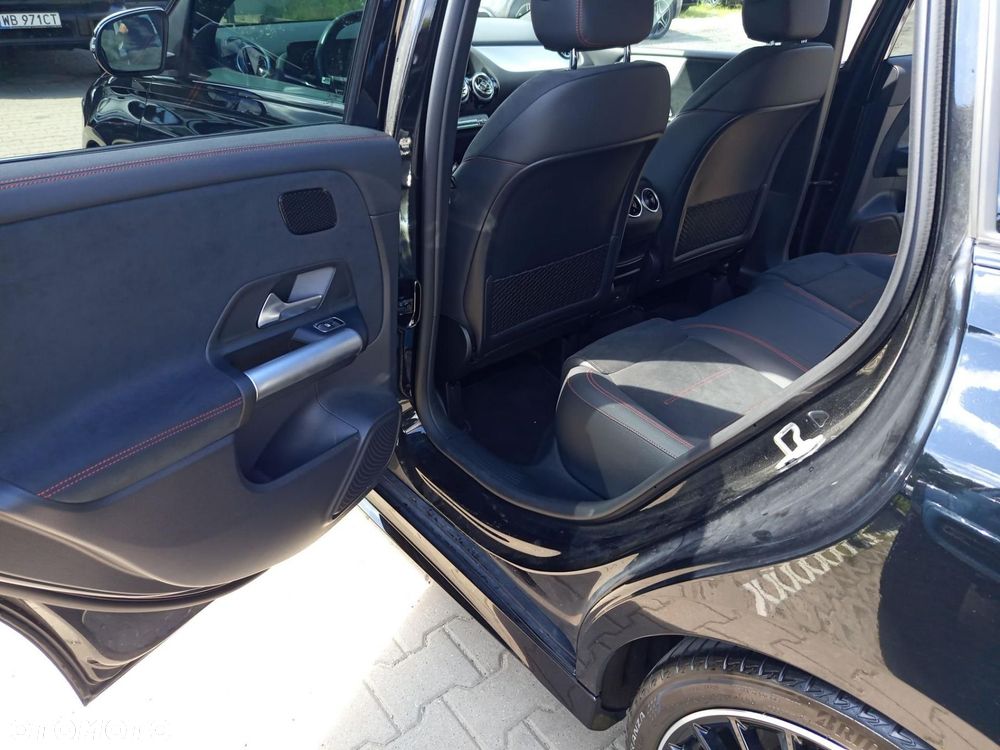 Mercedes-Benz Klasa B 200 d AMG Line 8G-DCT - 17