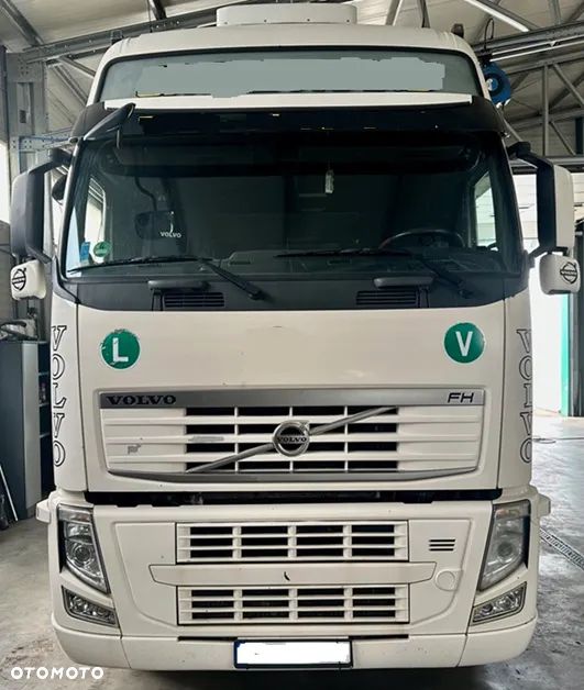 Volvo FH500 GLOB XXL AUTOMAT FULLSPOJLERY STANDKLIMA ALUFELGI KLIMA WEBASTO LODÓWKA 2xALUTANK EURO 5 EEV 2012 ŁADNY - 1