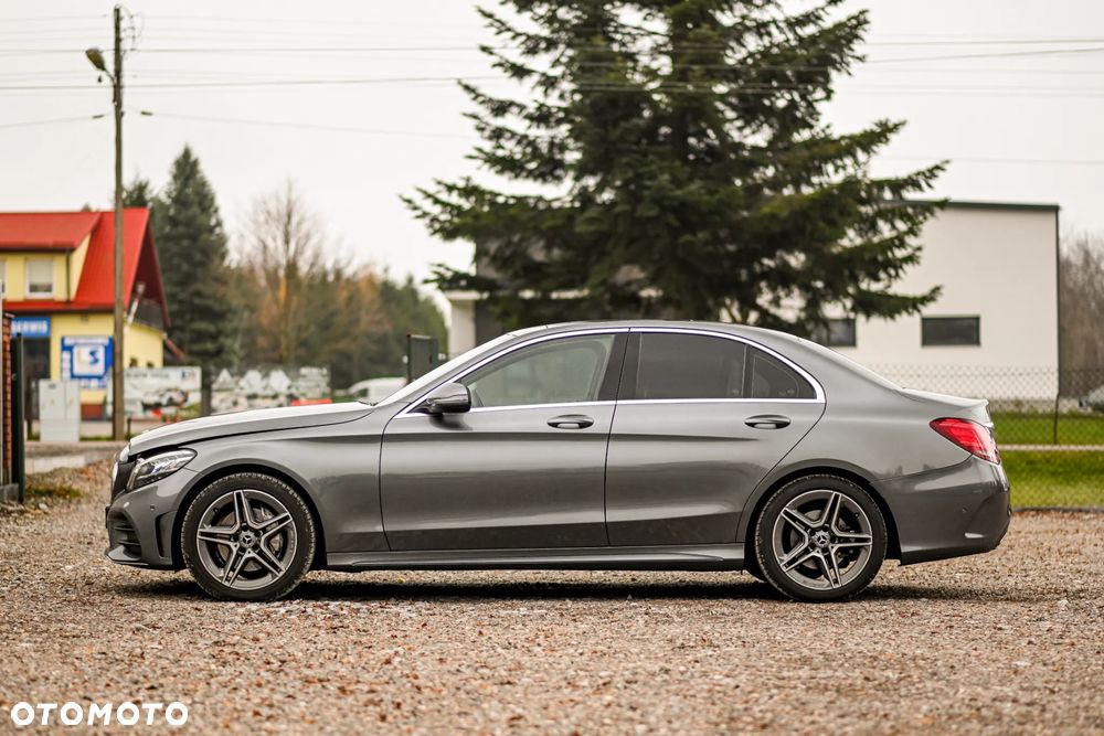 Mercedes-Benz Klasa C 200 d 9G-TRONIC AMG Line - 19
