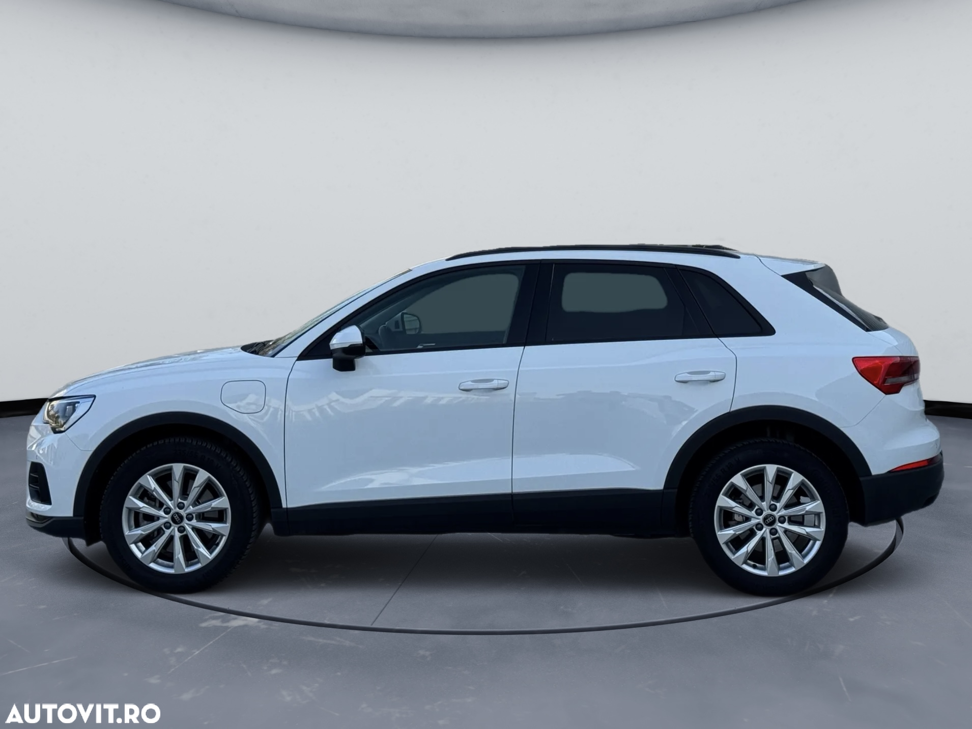Audi Q3 45 TFSIe S tronic - 15