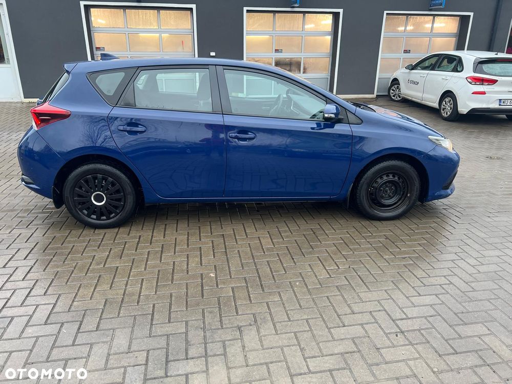 Toyota Auris 1.6 Active - 2