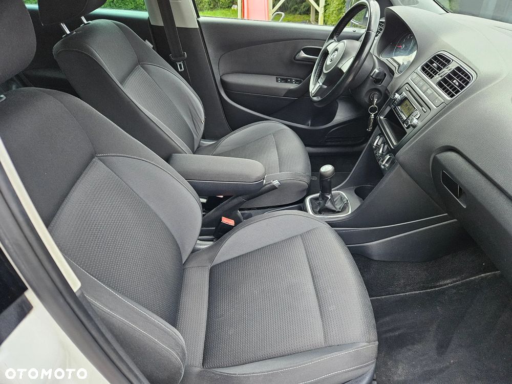 Volkswagen Polo 1.2 Team - 14