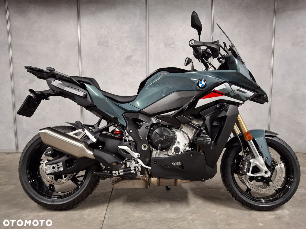 BMW XR - 1