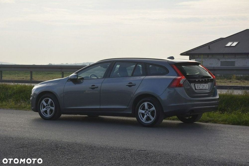 Volvo V60 2016 photo 5