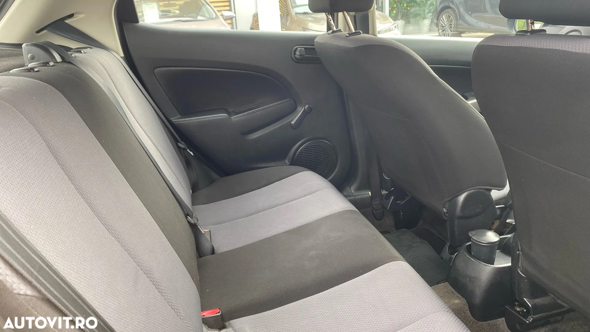 Mazda 2 1.3i CE - 7