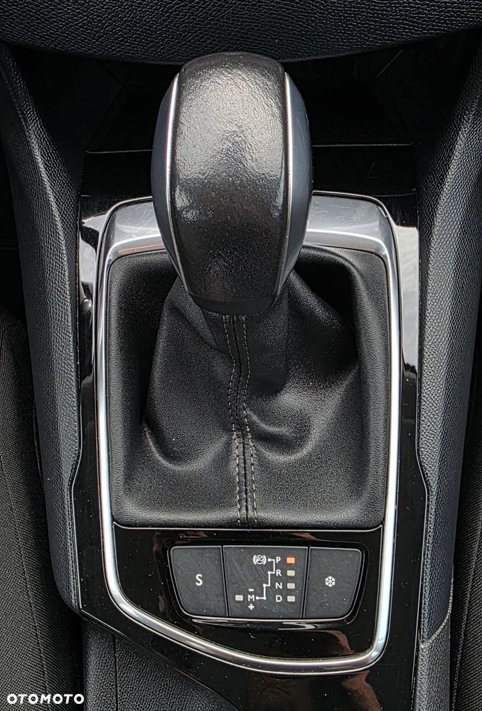 Peugeot 308 1.2 PureTech GPF Active S&S EAT8 - 21