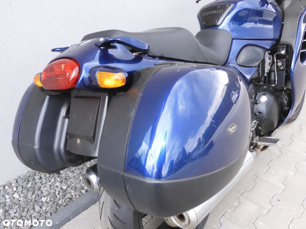 Triumph Trophy - 10