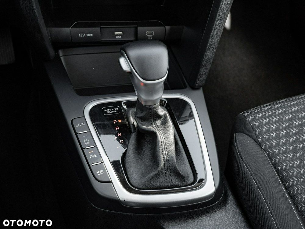 Kia Ceed 1.5 T-GDI M DCT - 17