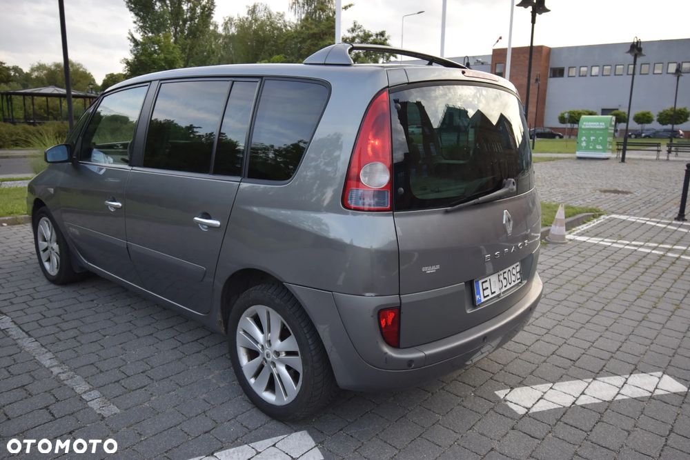 Renault Espace 3.0 dCi Initiale - 11