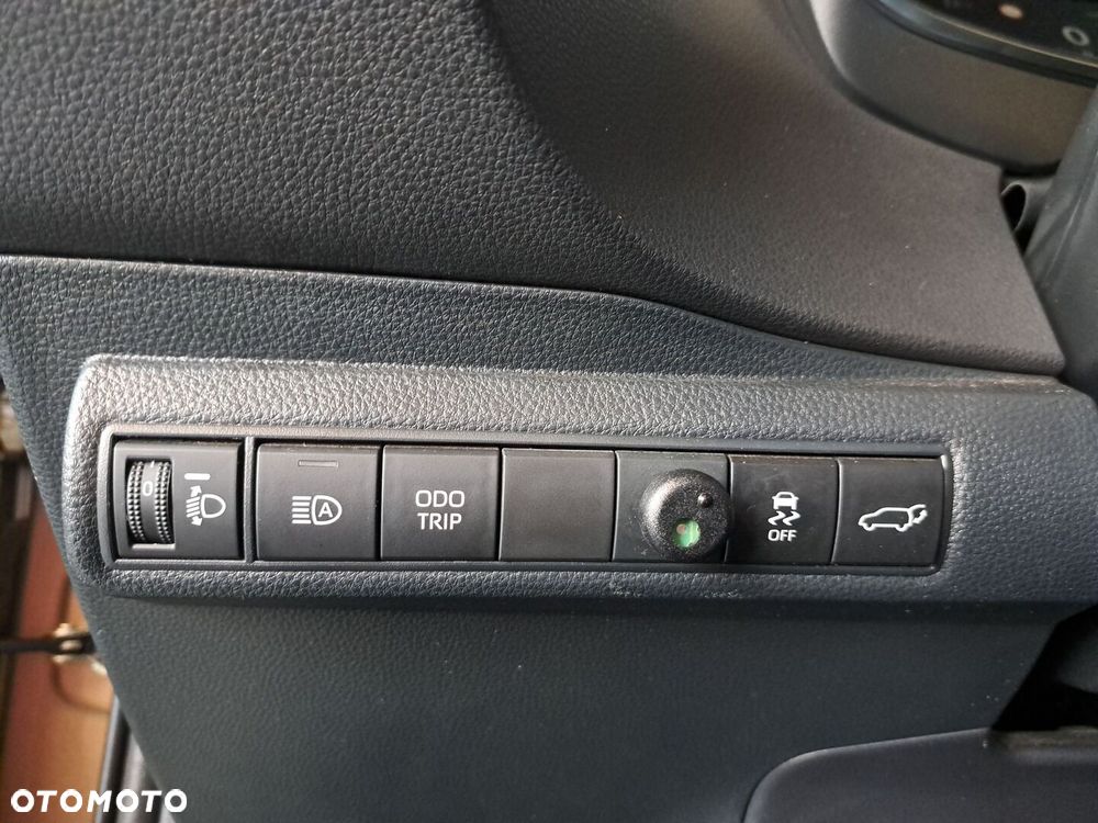 Toyota Corolla 1.8 Hybrid Style - 34