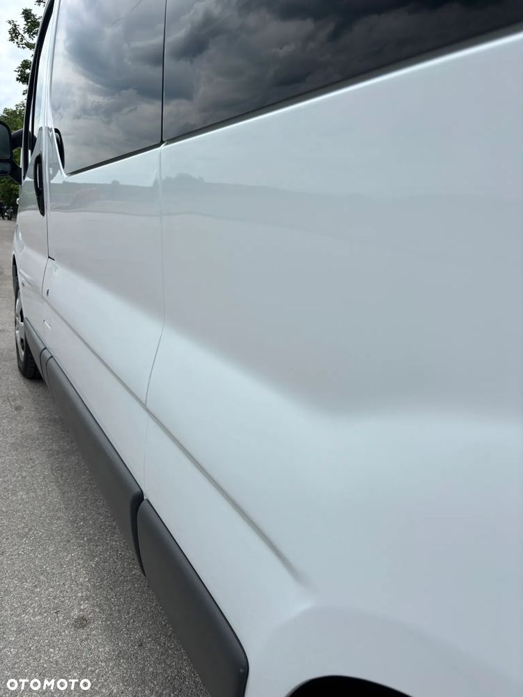 Opel Vivaro - 14