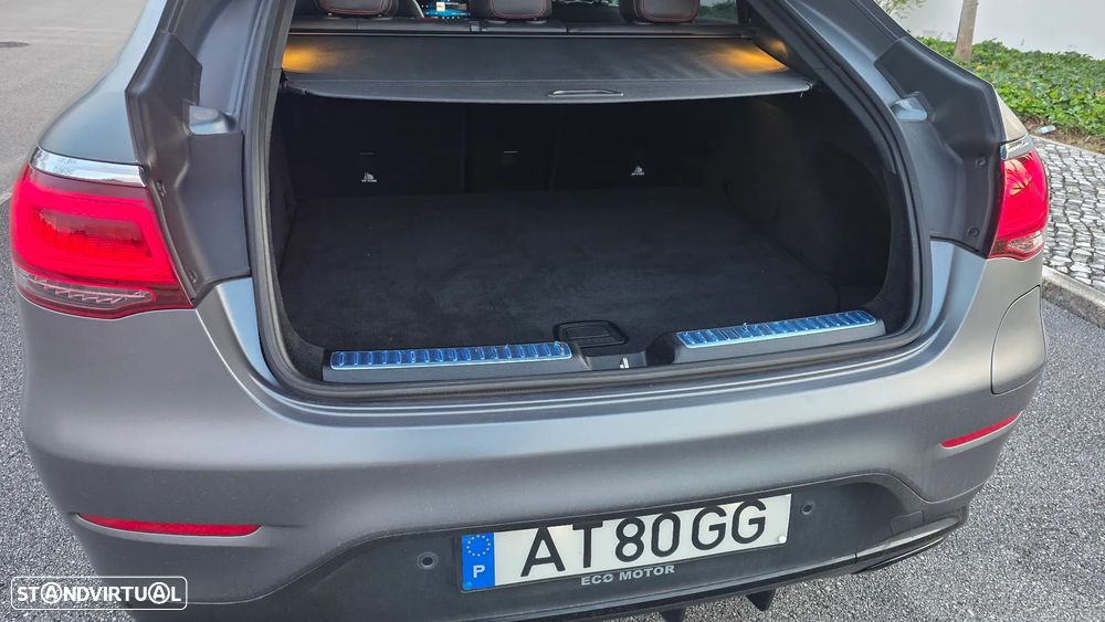 Mercedes-Benz GLC 300 ver-de-amg-line-4matic - 14